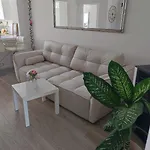 Modern With Pool Near Free Parking Appartamento Traù