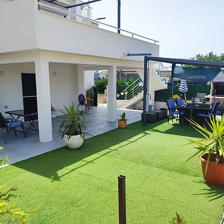 Modern With Pool Near Free Parking Apartament *