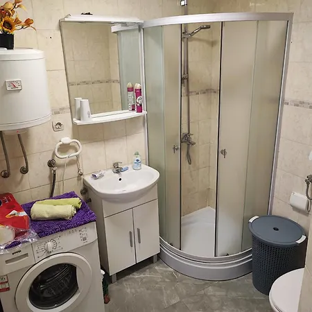 Modern With Pool Near Free Parking * Traù